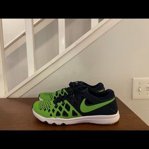 Nike Seattle Seahawks Size 12